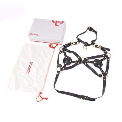 Стильная портупея-бра LOCKINK SEVANDA Queen Chest Harness with Removable Bra картинка