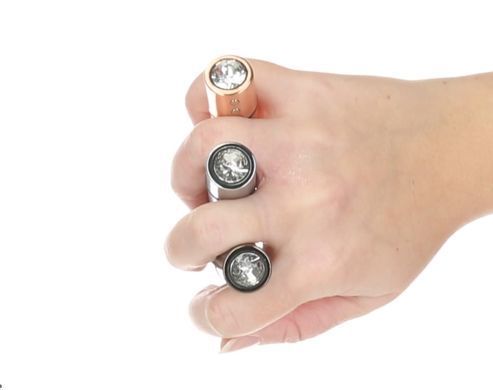 Віброкуля з кристалом і чохлом PowerBullet First-Class Bullet 2.5" with Key Chain Pouch, Gun Metal (діаметр 1,8 см) зображення