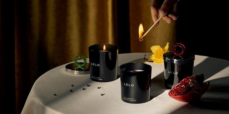 Масажна свічка LELO Massage Candle Black Pepper & Pomegranate, перець та гранат (150 г) зображення