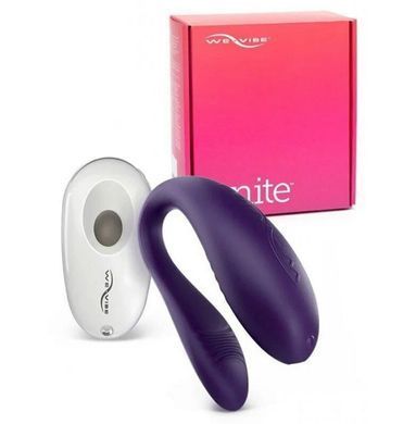 Недорогий вібратор для пар з пультом ДК We-Vibe Unite Purple (ширина 2,2 см) зображення