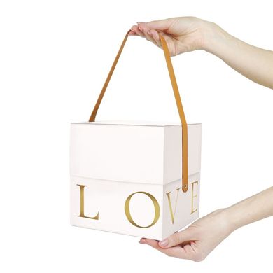 Подарункова коробка з ручкою LOVE біла, розмір S (16,5 x 16,5 x 17 см) зображення