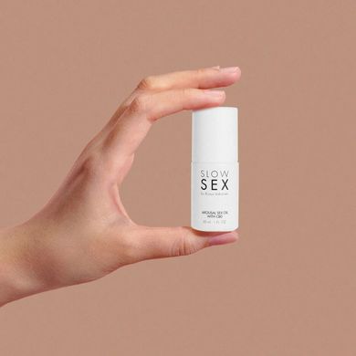 Возбуждающее масло для клитора Bijoux Indiscrets SLOW SEX Arousal Sex Oil CBD (30 мл) картинка