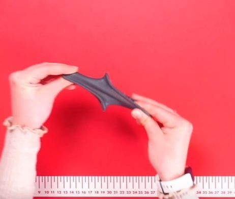 Широкое эрекционное кольцо для мошонки Boners Ball Stretcher картинка