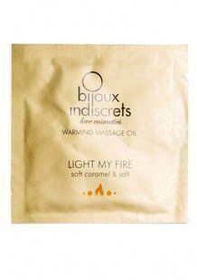 Пробник розігріваючої олії Bijoux Indiscrets Sachette Light My Fire Caramel&Sea salt, солона карамель (2 мл) зображення