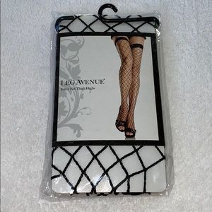 Панчохи у сітку Leg Avenue Fishnet Thigh Highs OS Black зображення