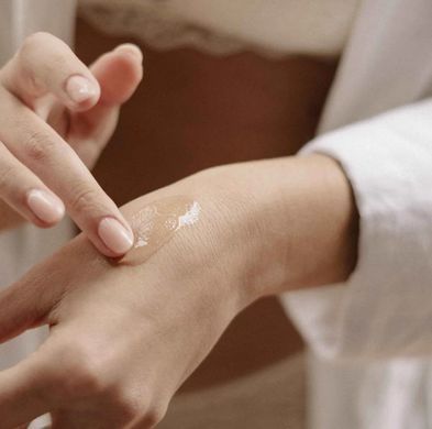 Пробник збудливої сироватки для клітора Bijoux Indiscrets Sachette Sex au Naturel Clitorale Arousal Serum (2 мл) зображення