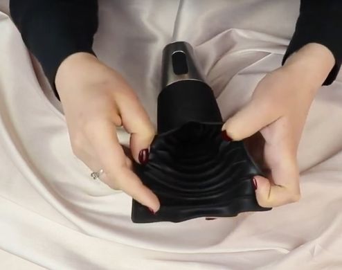 Чоловічий смарт-мастурбатор з вібрацією Satisfyer Power Masturbator зображення