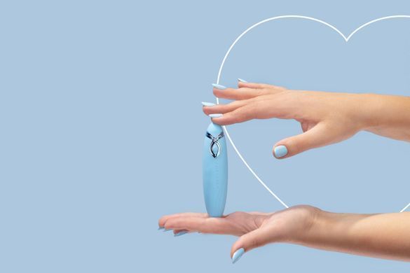 Минивибратор FairyGasm Pleasure Arrow blue (диаметр 2,8 см) картинка