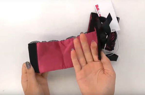 Витончені наручники з мереживом на липучках Obsessive Roseberry cuffs зображення
