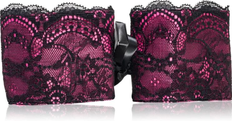 Витончені наручники з мереживом на липучках Obsessive Roseberry cuffs зображення