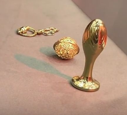 Металлическая анальная пробка Хвост пони LOCKINK SEVANDA White Pony-Tail Anal Pear-shape Plug картинка