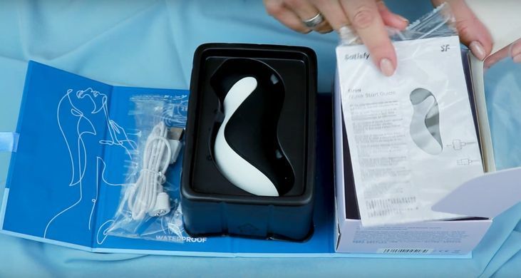 Вакуумний стимулятор-касатка з вібрацією Satisfyer Orca зображення