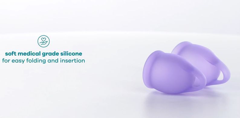 Набір менструальних чаш Satisfyer Feel Confident lila, фіолетовий (15 і 20 мл) зображення